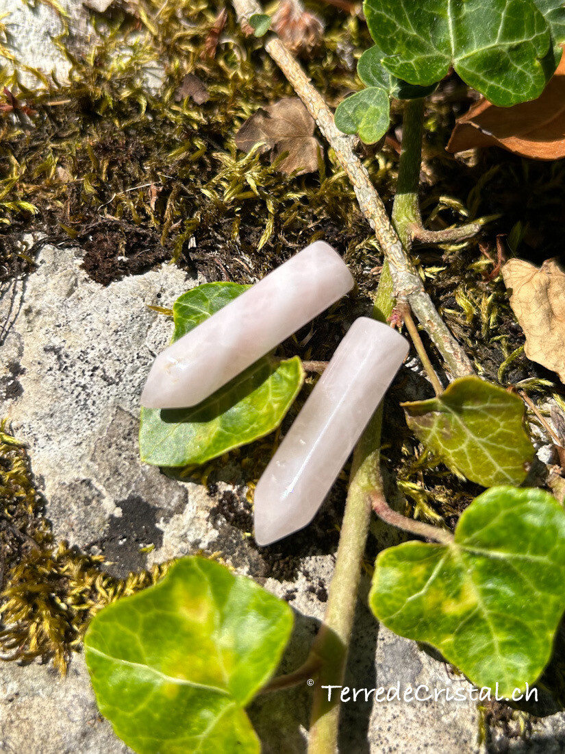 Pointe en Quartz rose percée 