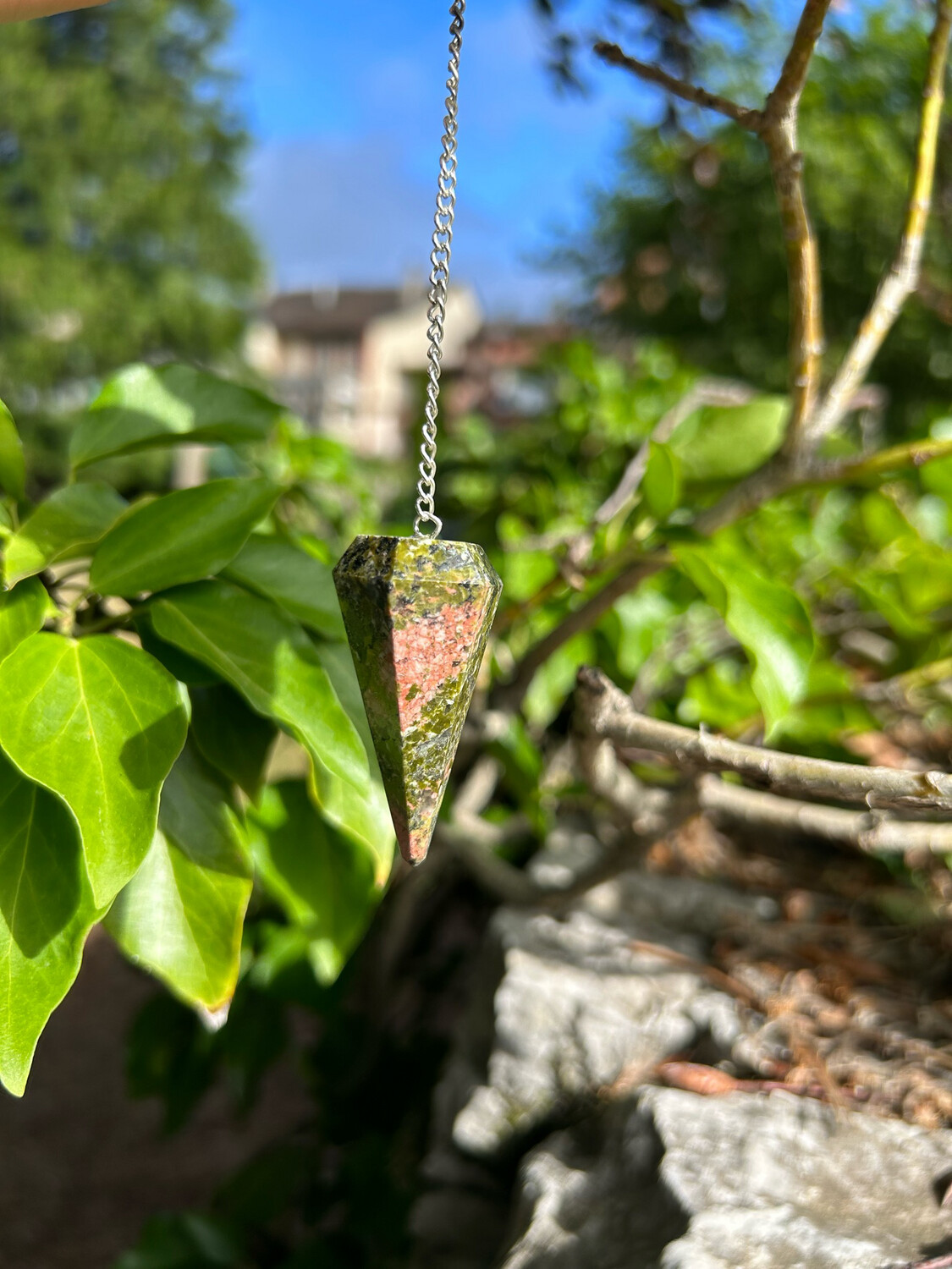 Pendule hexagonal en Unakite