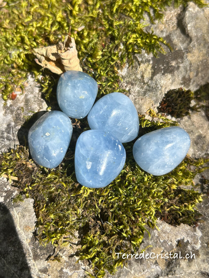 Calcite bleue roulée