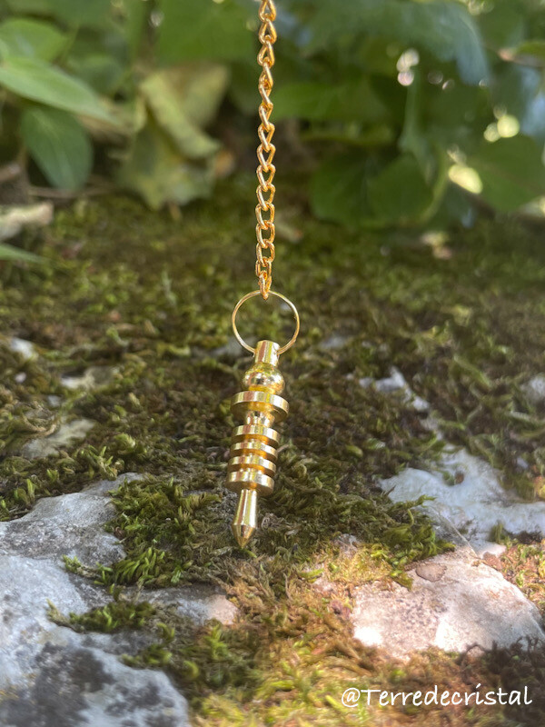 Pendule Isis doré