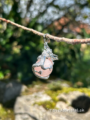 Pendentif Dragon en Quartz rose