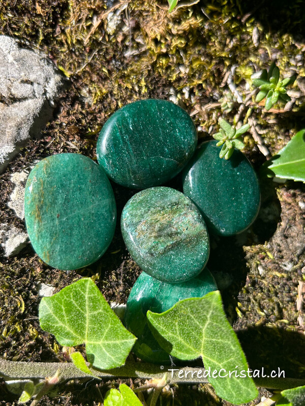 Fuchsite plate