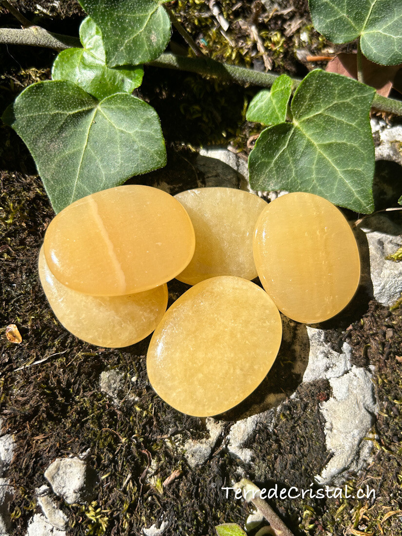 Calcite orange plate