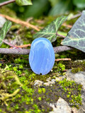 Calcédoine bleue percée