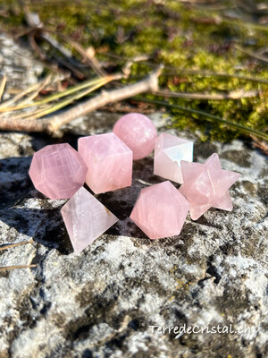 Set des solides de Platon - Quartz rose