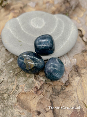 Fluorite bleue roulée