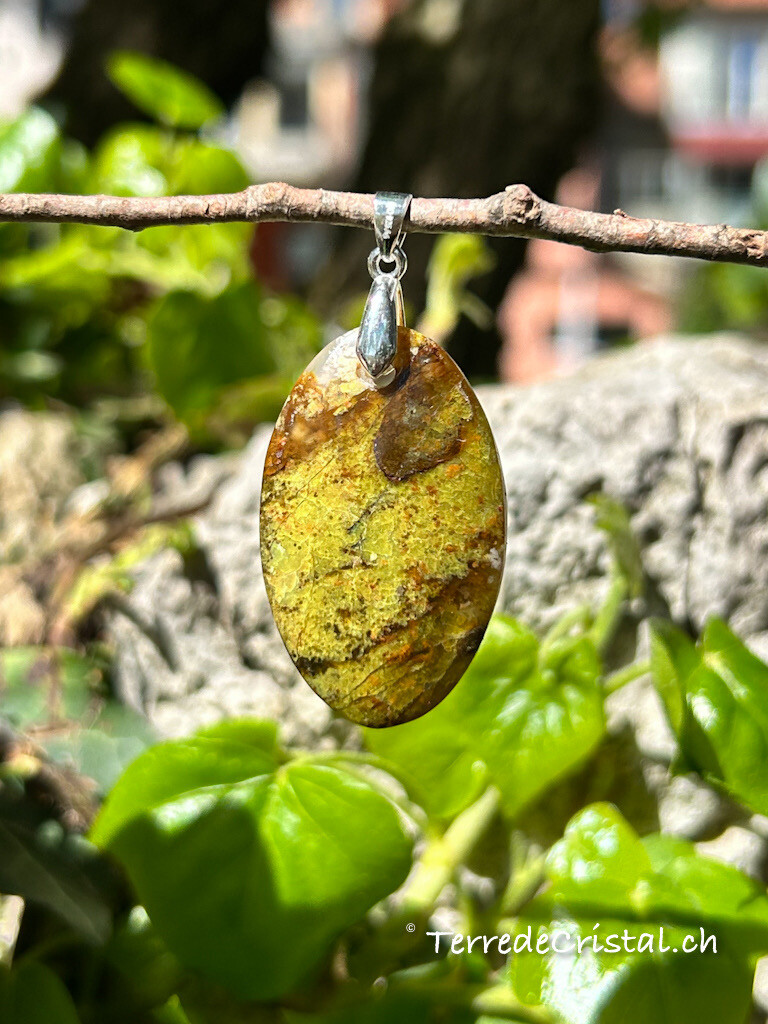 Pendentif en Opale verte