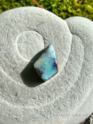 Opale boulder percée