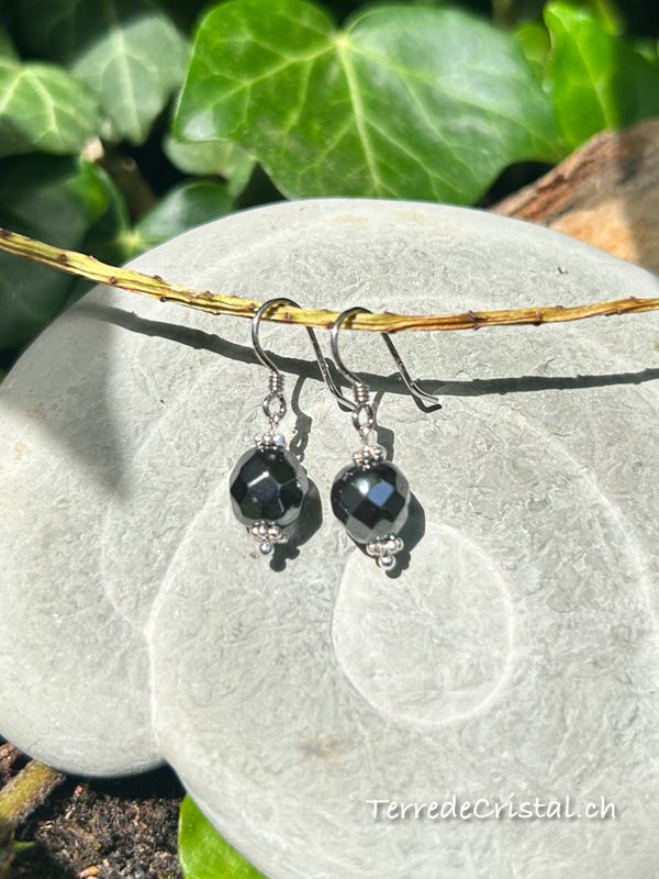 Boucles d&#39;oreilles &quot;stabilité&quot; en Hématite