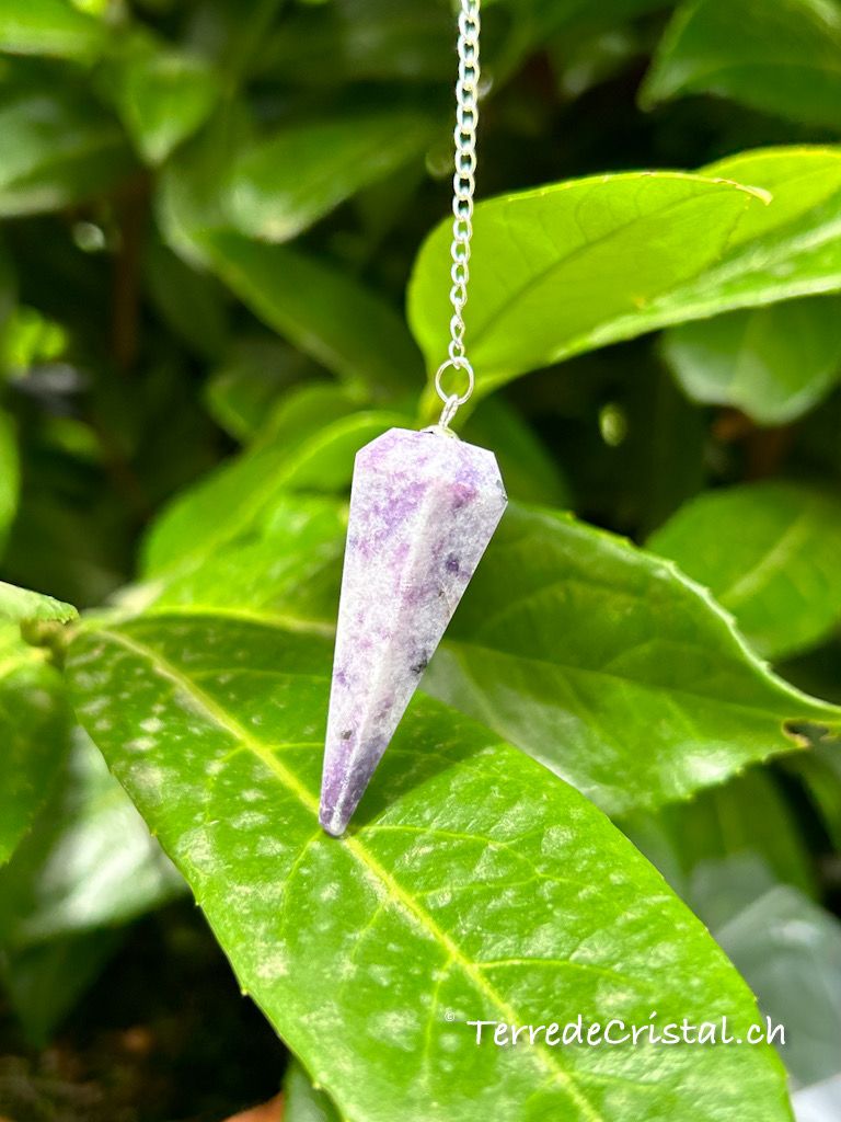 Pendule hexagonal en Lépidolite