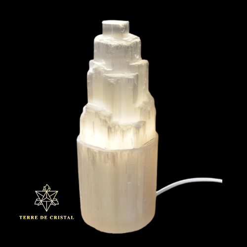 Lampe tour en Sélénite