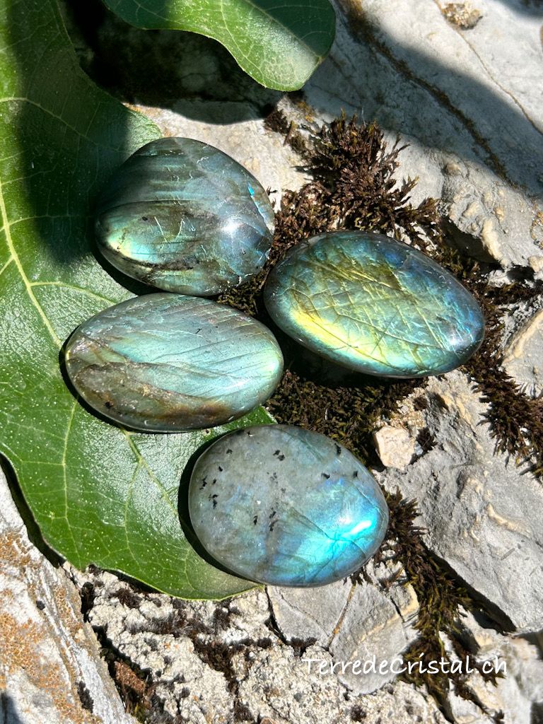 Labradorite plate