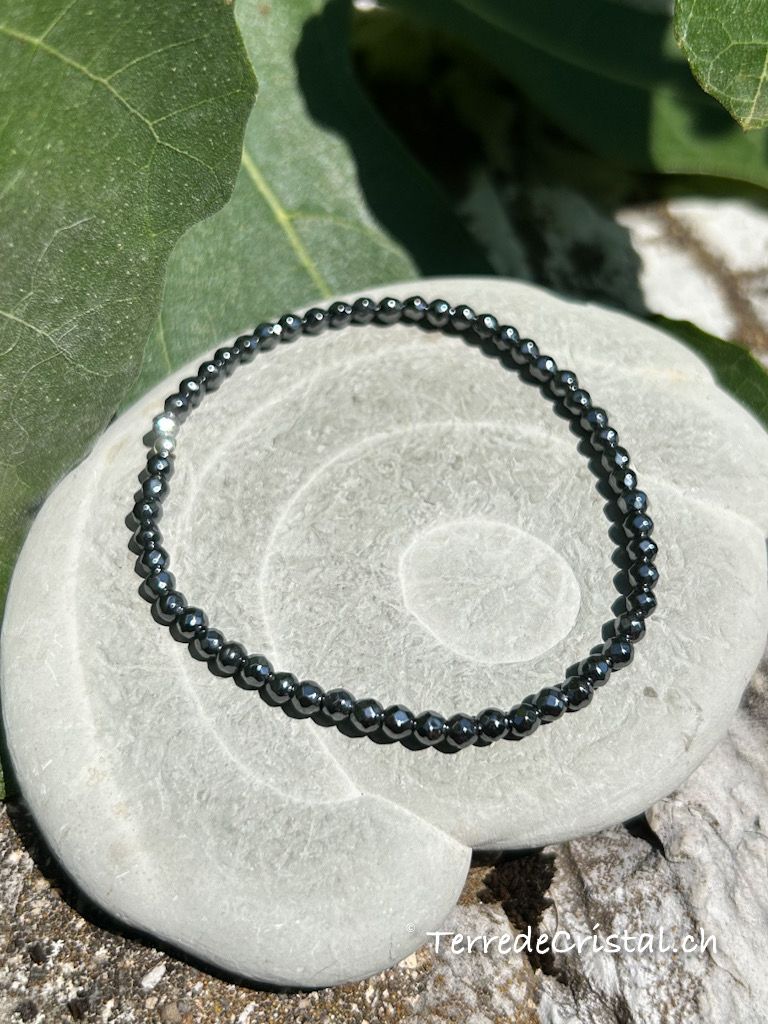 Bracelet en Hématite facettée 3mm