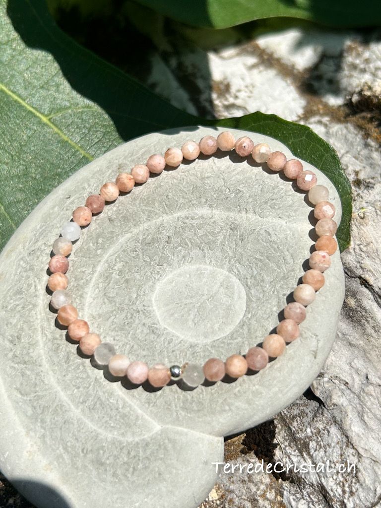 Bracelet en Pierre du soleil facettée 4 mm