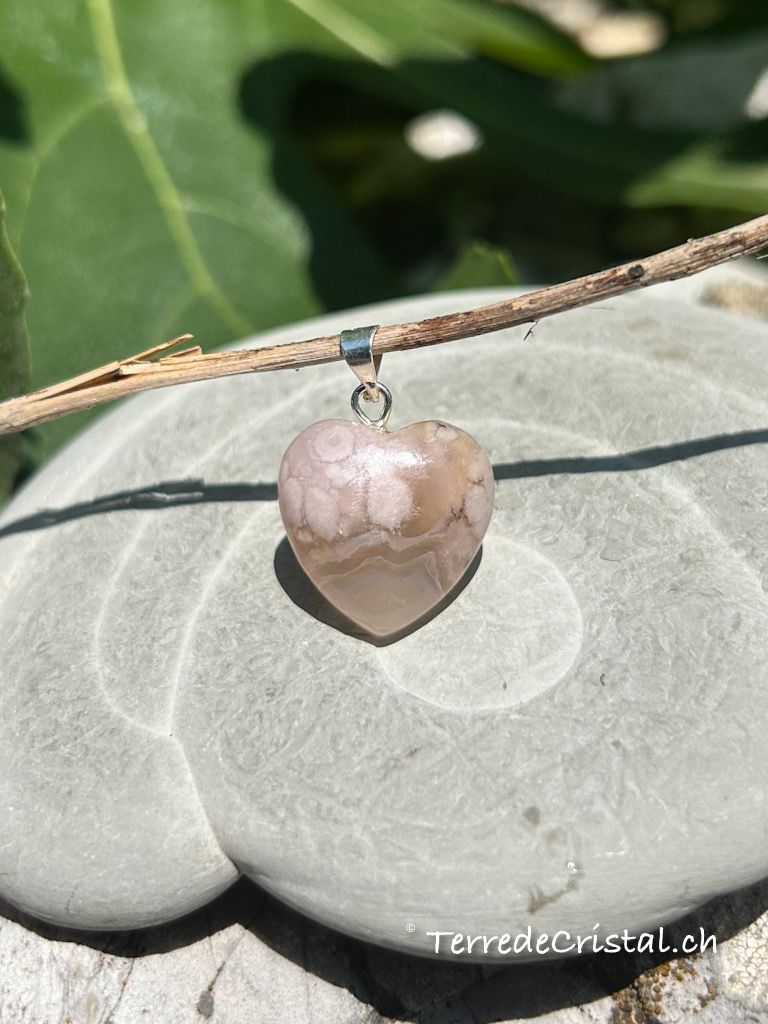 Pendentif coeur en Agate fleur