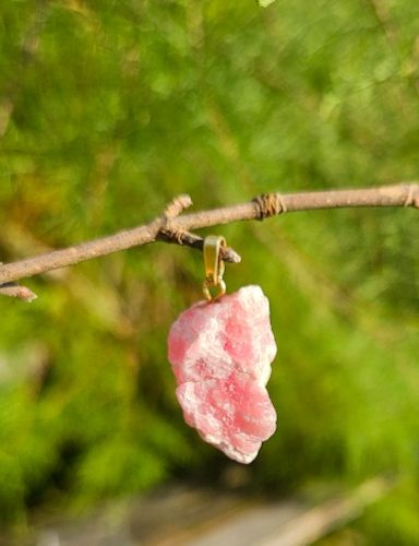 Pendentif en Rhodochrosite brute