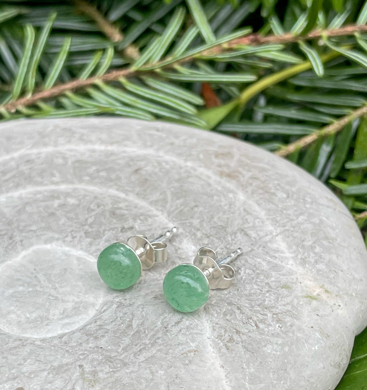 Clous d’oreilles en Aventurine Verte