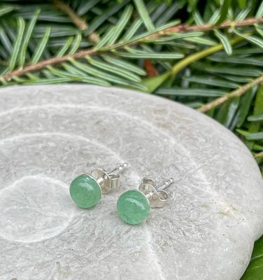 Clous d’oreilles en Aventurine Verte