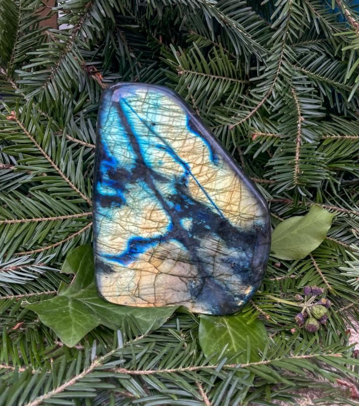 Menhir en Labradorite à choix