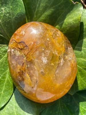 Galet en Quartz hématoïde jaune