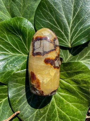 Menhir en Septaria