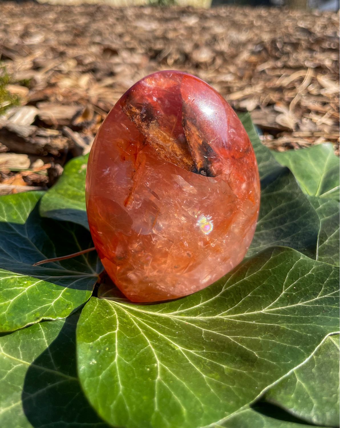Menhir en Quartz hématoïde rouge