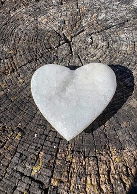 Coeur en Cristal de roche druze Coeur en Cristal de roche druze
