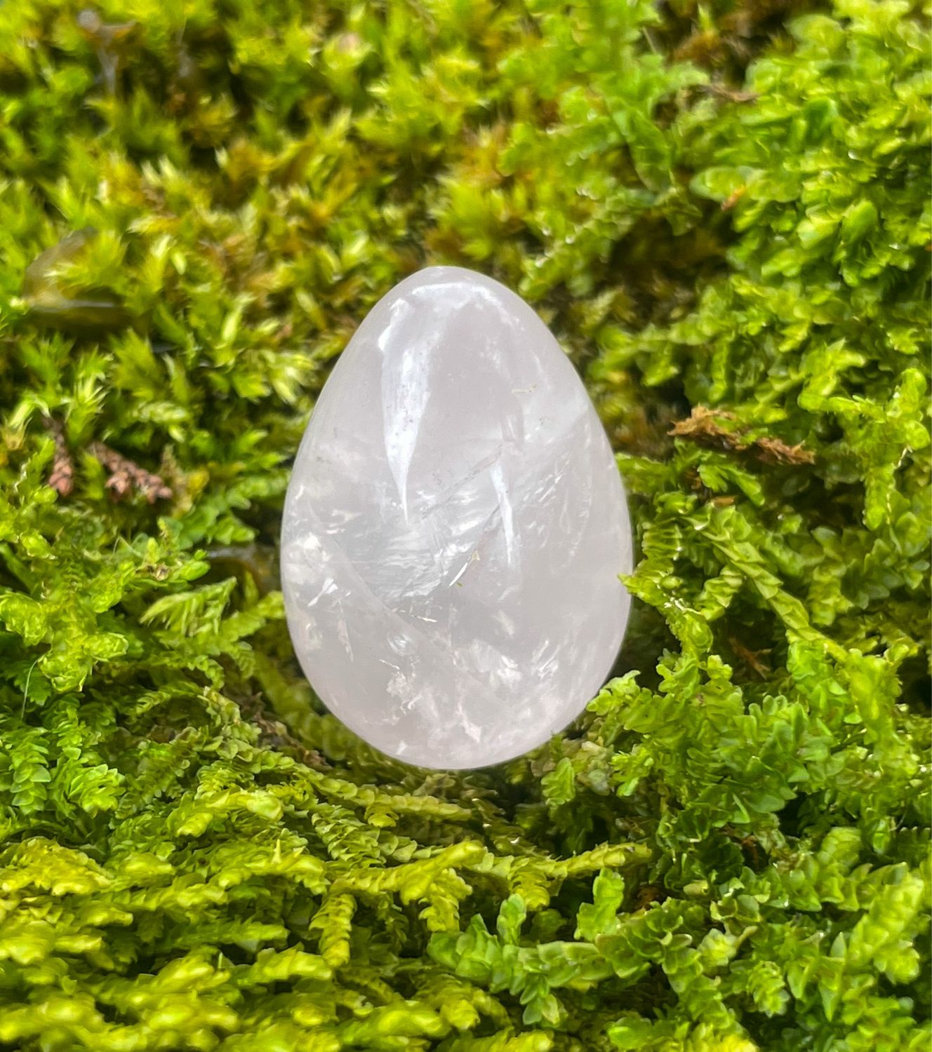 Petit Œuf en Quartz rose