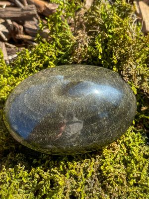 Galet en Obsidienne dorée