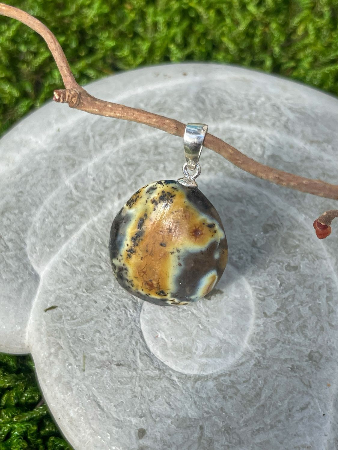 Pendentif en Ambre
