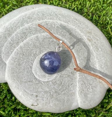 Pendentif en saphir bleu