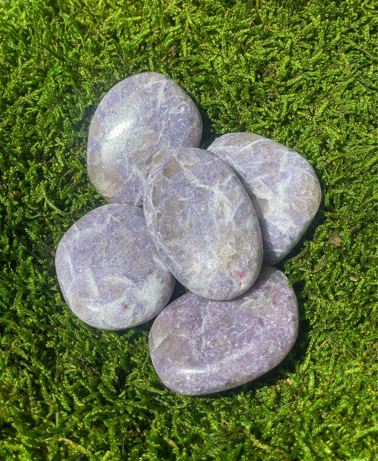 Lépidolite plate
