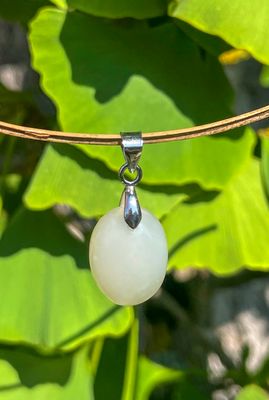 Pendentif en Pierre de lune blanche Pendentif en Pierre de lune blanche