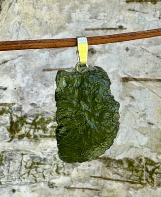 Pendentif en Moldavite