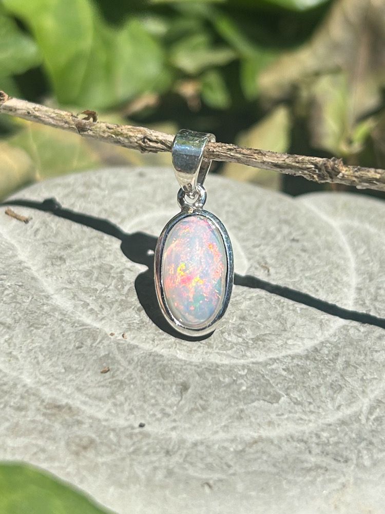 Pendentif en Opale Welo