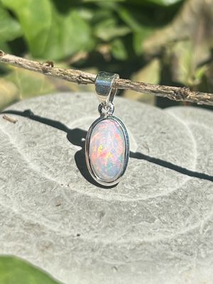 Pendentif en Opale Welo
