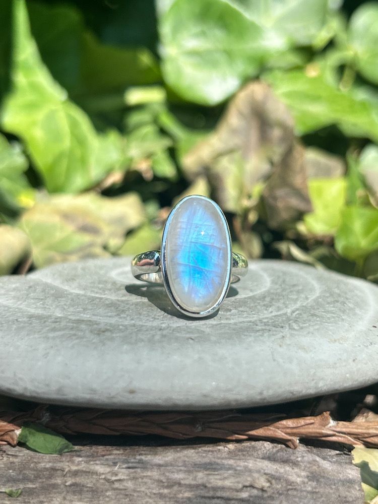 Bague en Pierre de lune blanche