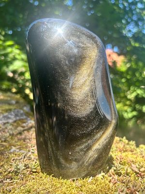 Menhir en Obsidienne dorée