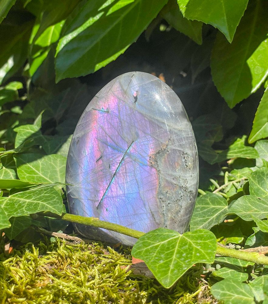 Menhir en Labradorite