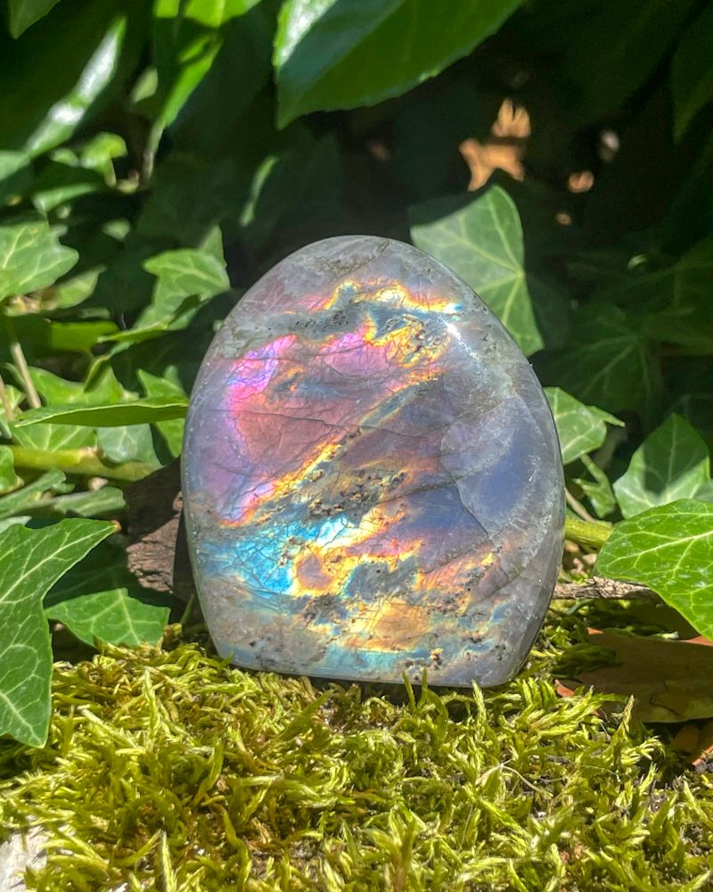 Menhir en Labradorite