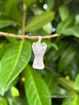 Pendentif ange en Quartz rose