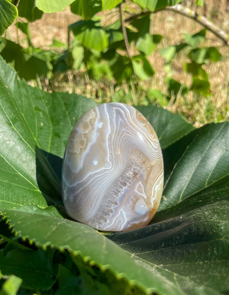 Menhir en Agate bleue