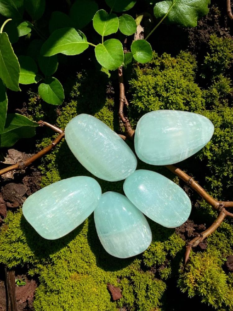 Calcite pistache roulée