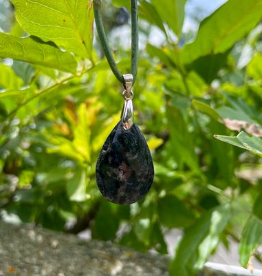 Pendentif en Astrophyllite