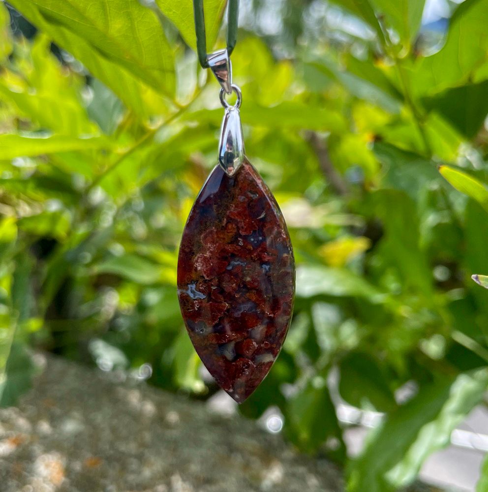 Pendentif en Jaspe rouge