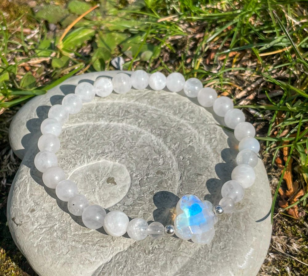 Bracelet en Pierre de lune blanche 6mm