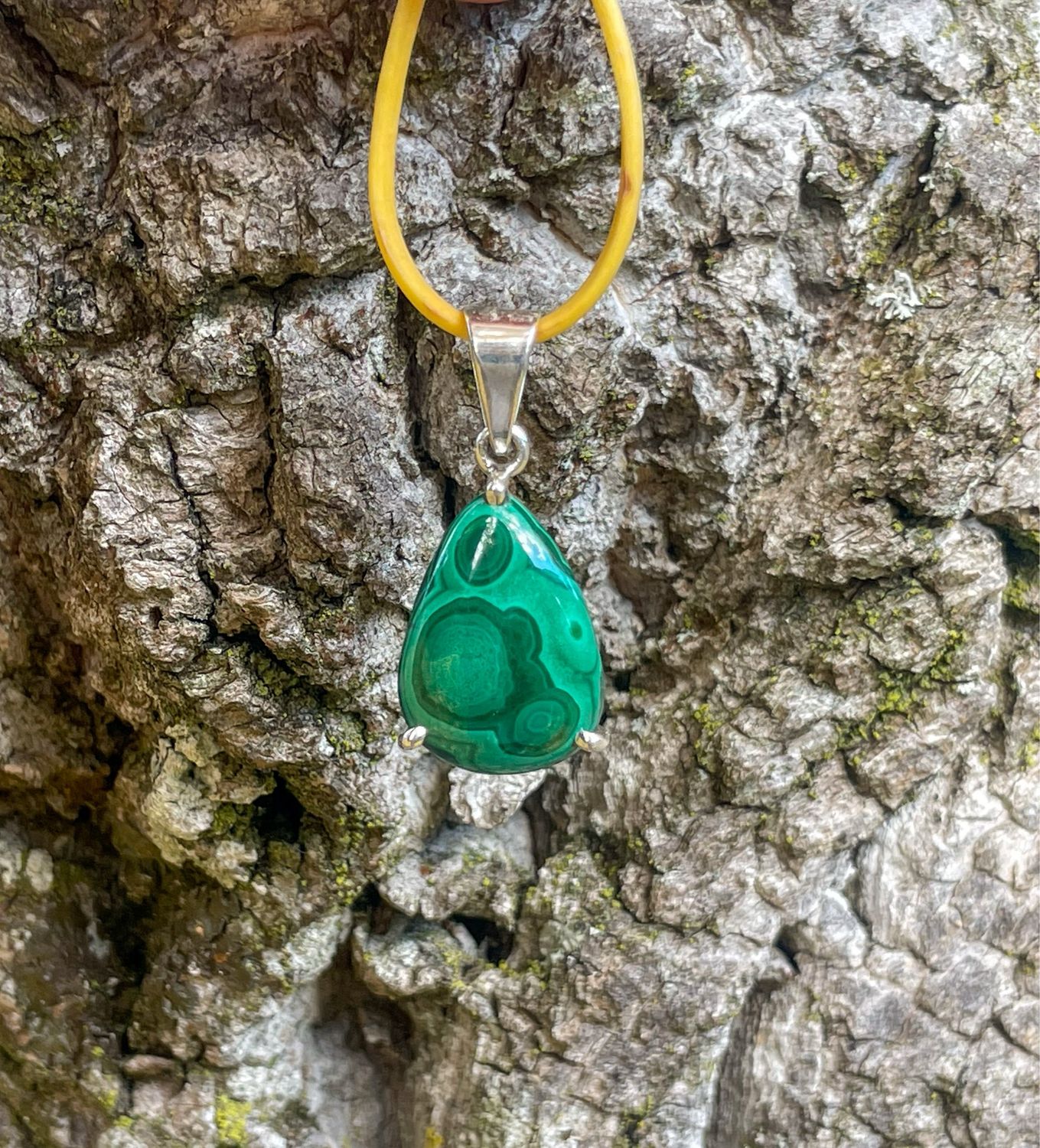 Pendentif en Malachite