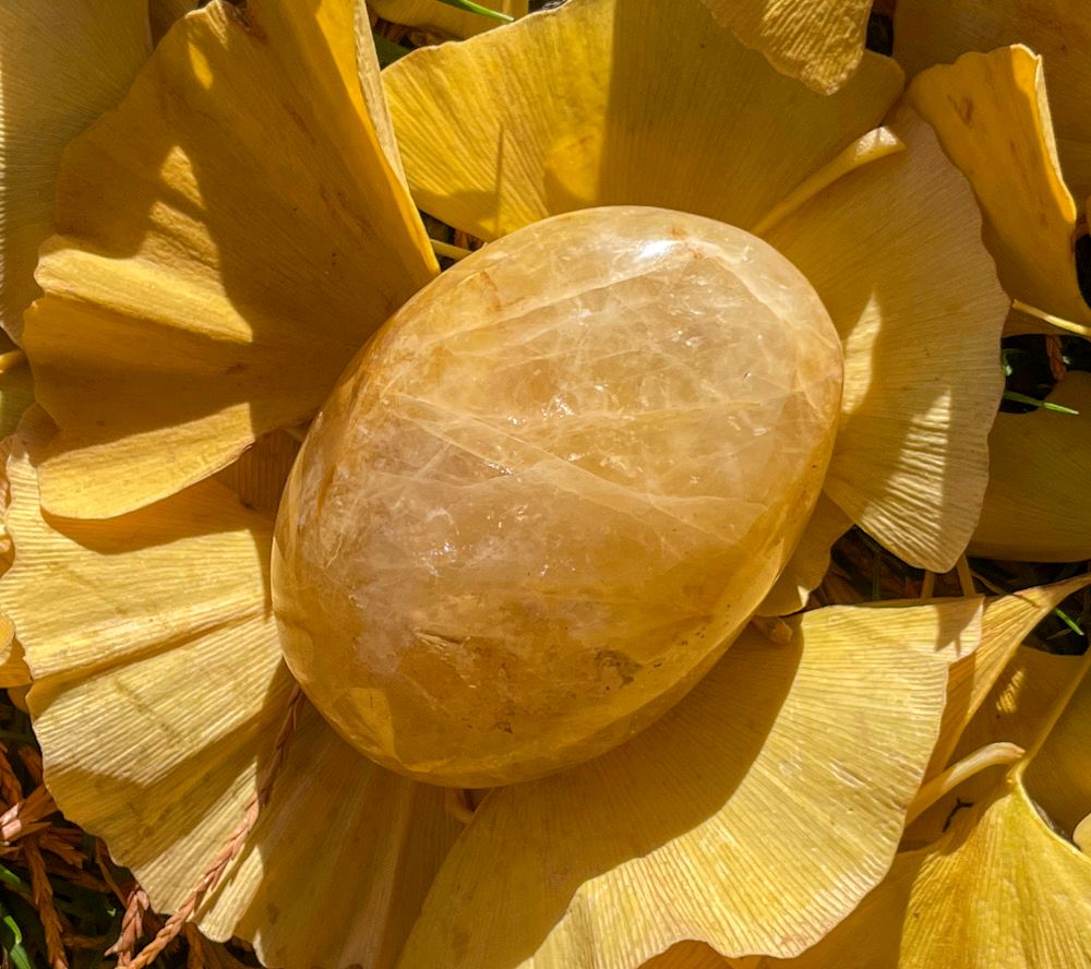 Galet en Quartz hématoïde jaune