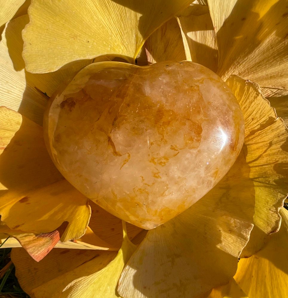 Coeur en Quartz hématoïde jaune