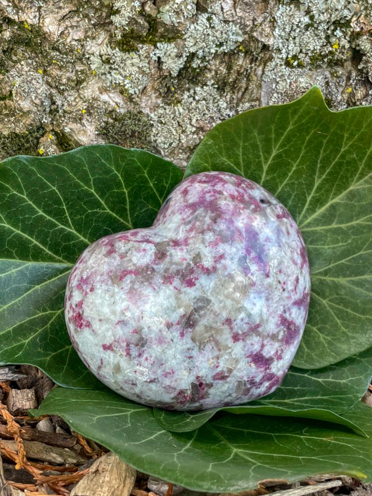 Coeur en Quartz rubellite